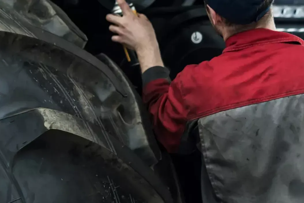Ausbildung Baumaschinenmechatroniker