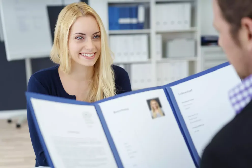 jobsuche-adobestock_100649547