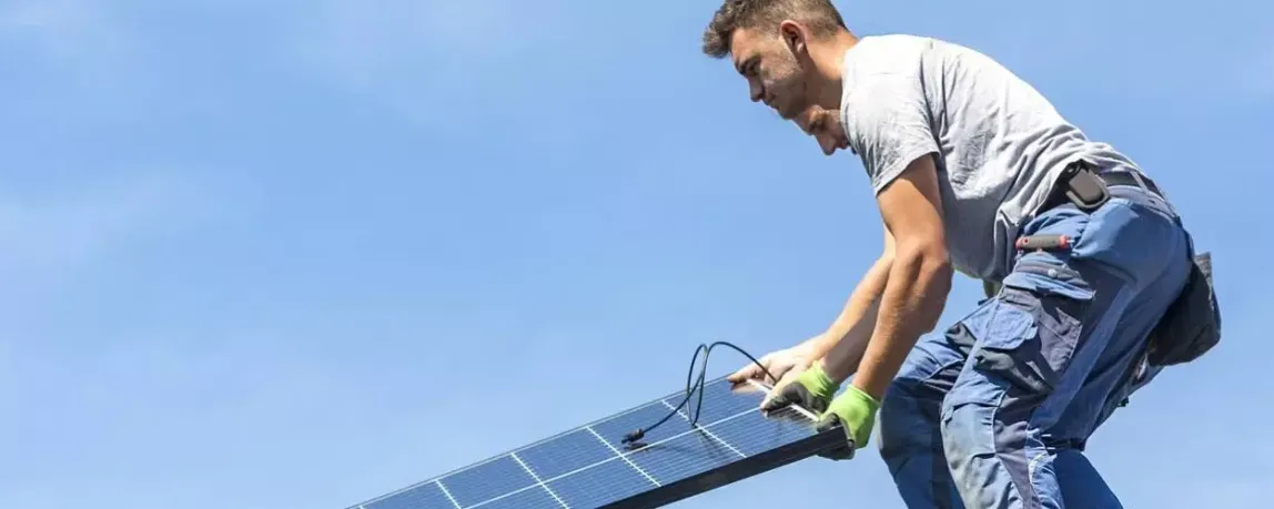 Ausbildung und Weiterbildung für Solarhandwerker, Solartechniker und Solarteuere bei der Enpal Montage GmbH