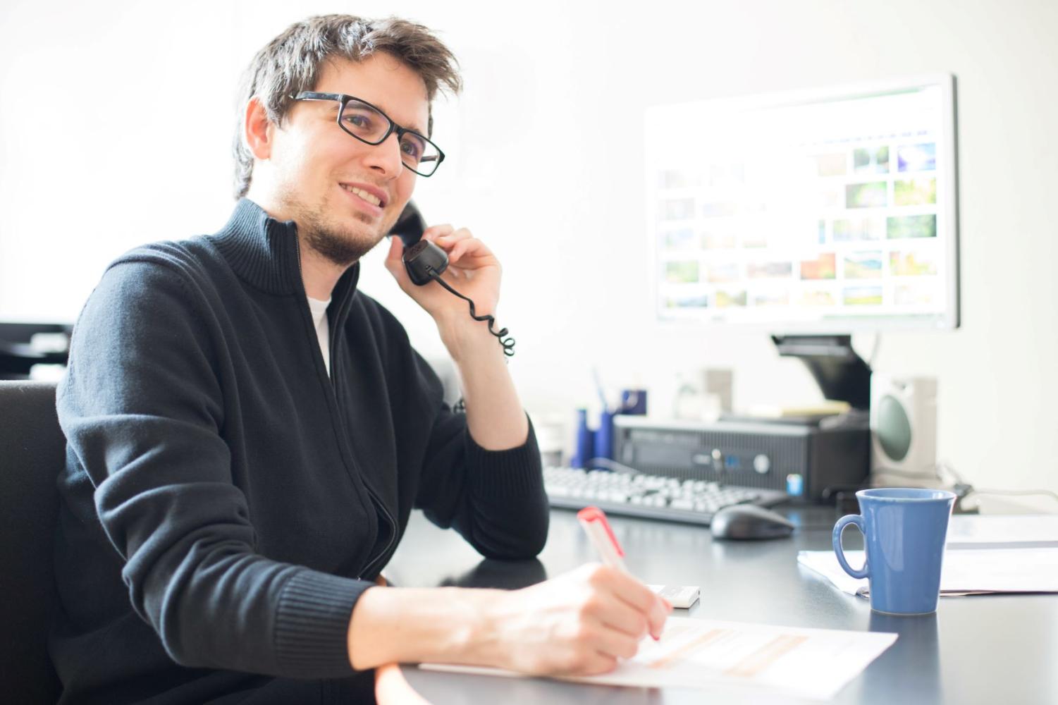 agrajo.com Theorie vs. Praxis Bürojob
