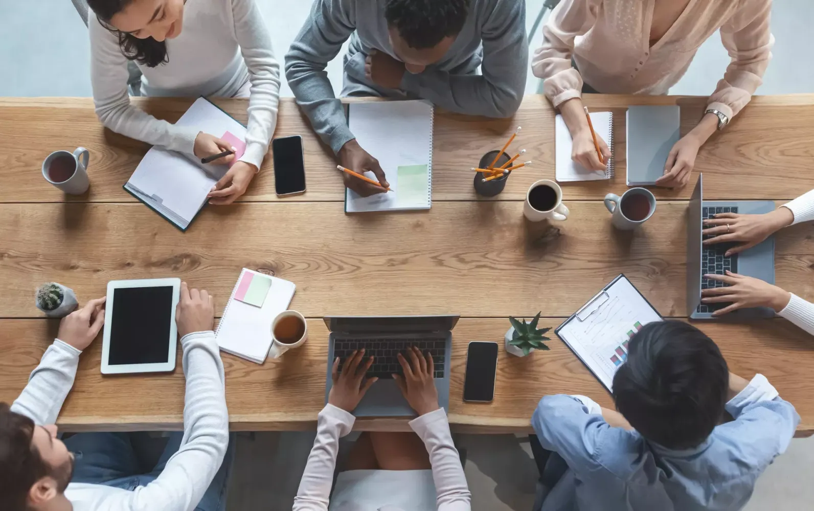 management_unterschied_adobestock_317327548